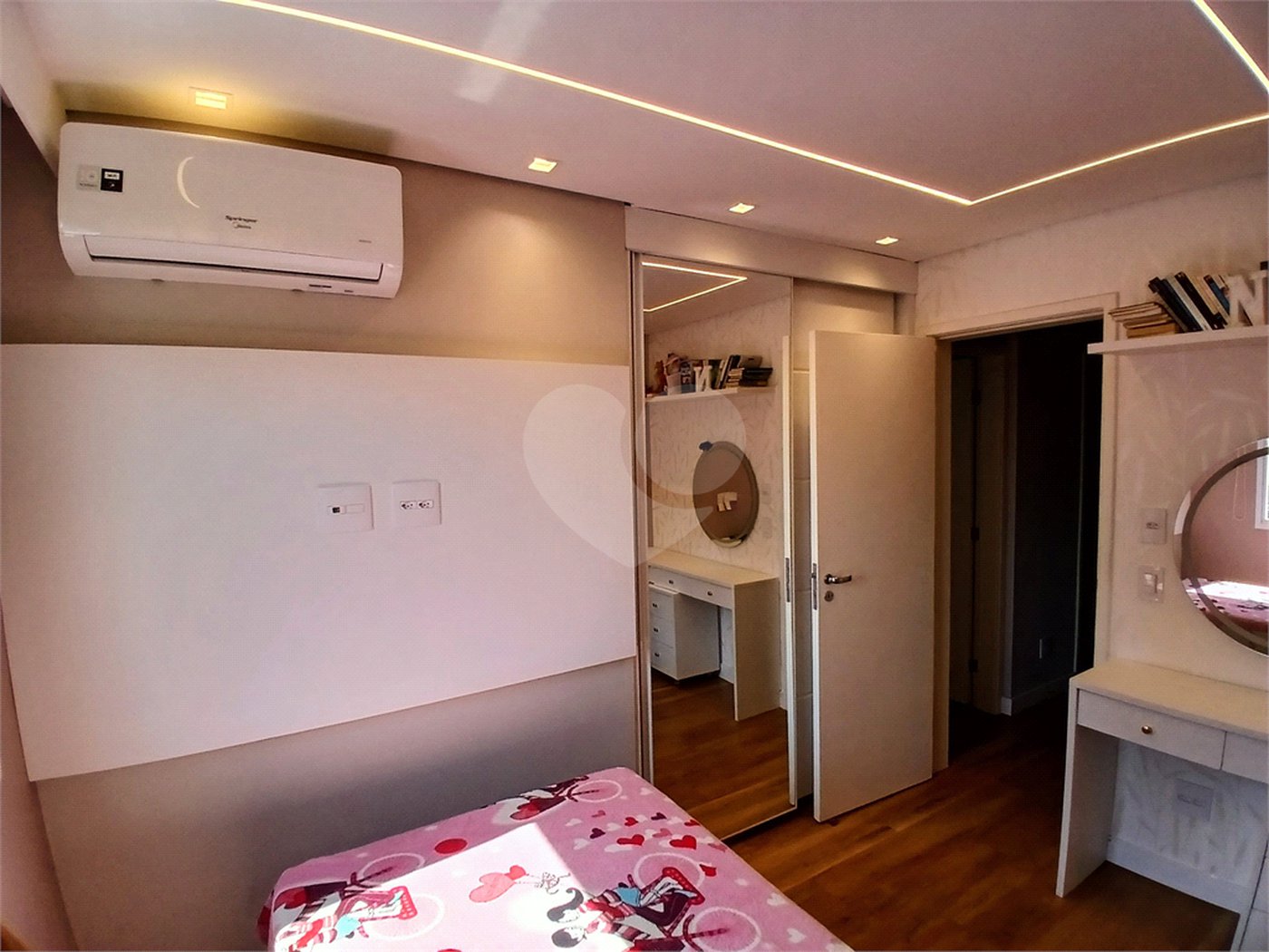 Casa à venda com 3 quartos, sendo 1 suíte, em Perdizes, São Paulo, SP