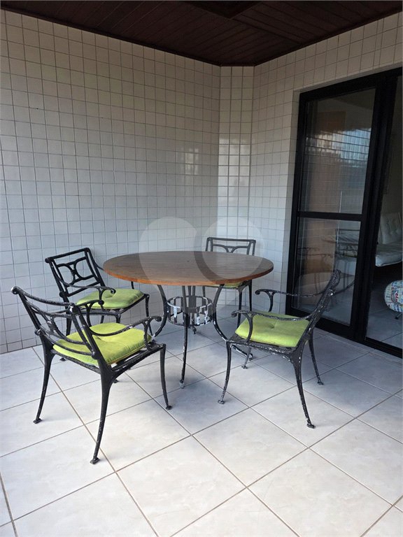 Apartamento à venda com 2 quartos, sendo 1 suíte, em Canto do Forte, Praia Grande, SP