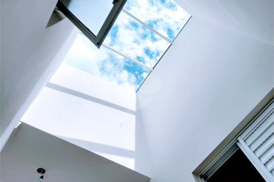 Casa à venda com 3 suítes no condomínio Residencial Gaya, São Paulo - SP