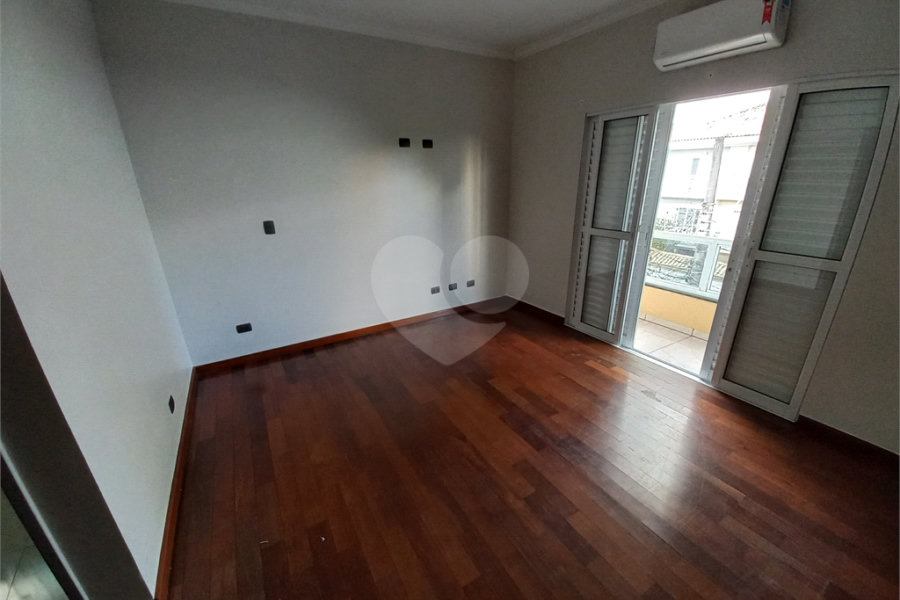 Sobrado à venda com 3 quartos, sendo 1 suíte, em Morumbi, São Paulo, SP