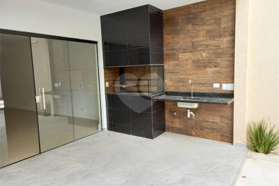Casa para alugar com 4 suítes no condomínio Milenium, São Paulo - SP