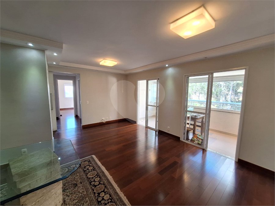 Apartamento para alugar com 3 suítes em Vila Suzana, São Paulo, SP