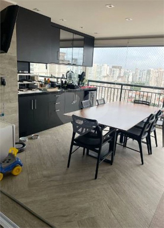 Apartamento à venda com 4 quartos, sendo 1 suíte,  em Parque São Jorge, São Paulo, SP