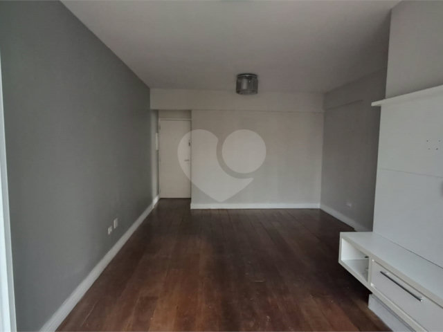 Apartamento para alugar com 3 quartos, sendo 1 suíte,  em Santana, São Paulo, SP