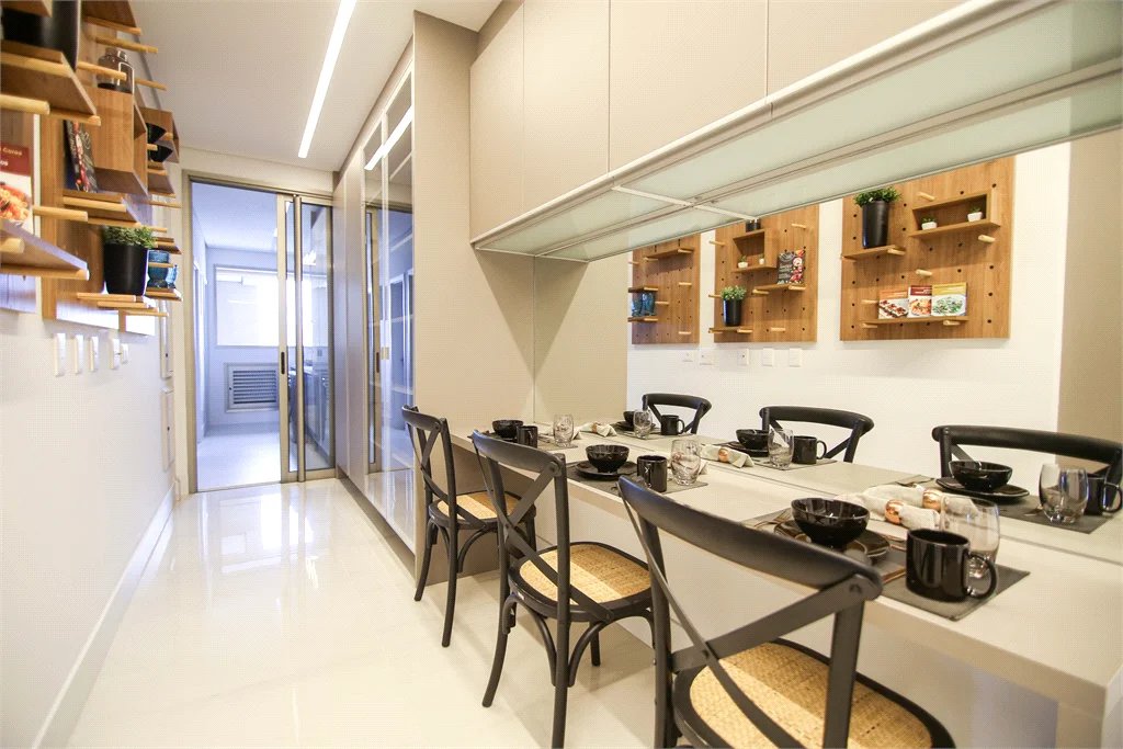 Apartamento à venda com 4 suítes em Real Parque, São Paulo, SP
