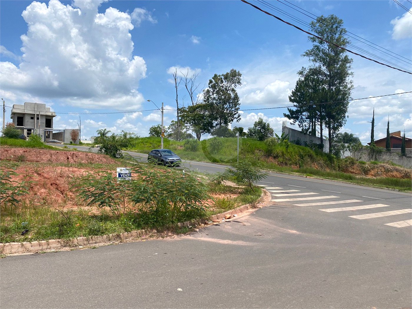 Terreno à venda no condomínio Bella Atibaia, Atibaia - SP