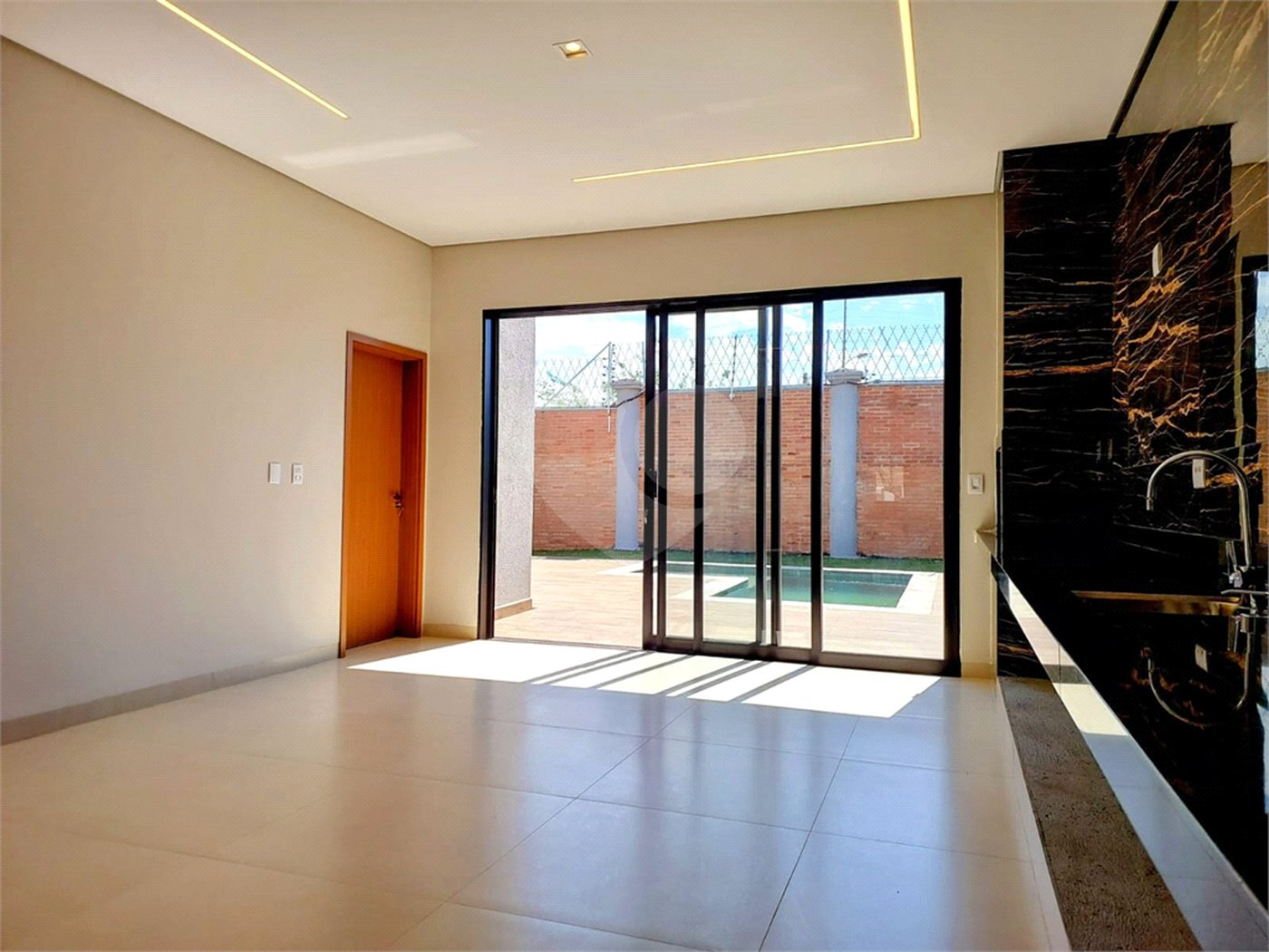 Casa à venda com 3 suítes no condomínio Jardim Vista Bella, Ribeirão Preto - SP