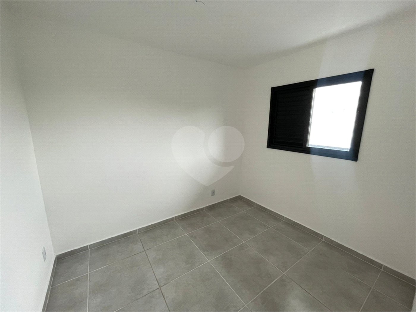 Apartamento à venda com 2 quartos em Vila Guilhermina, São Paulo, SP