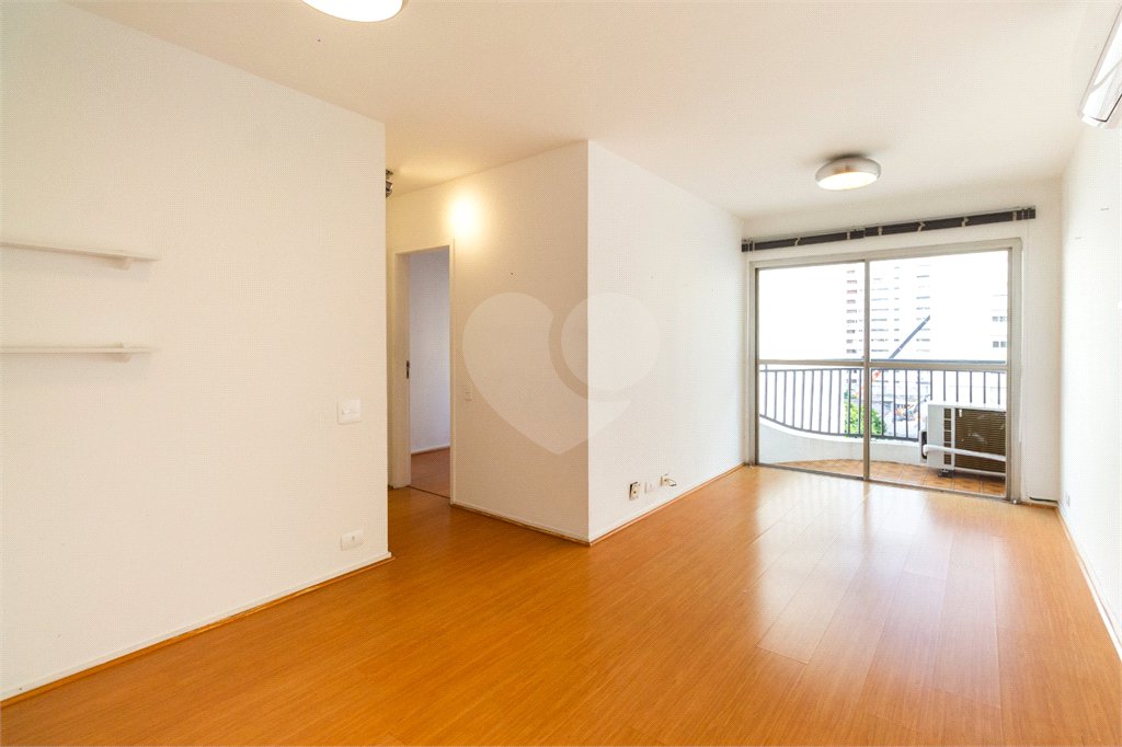 Apartamento à venda com 2 quartos, sendo 1 suíte,  em Perdizes, São Paulo, SP