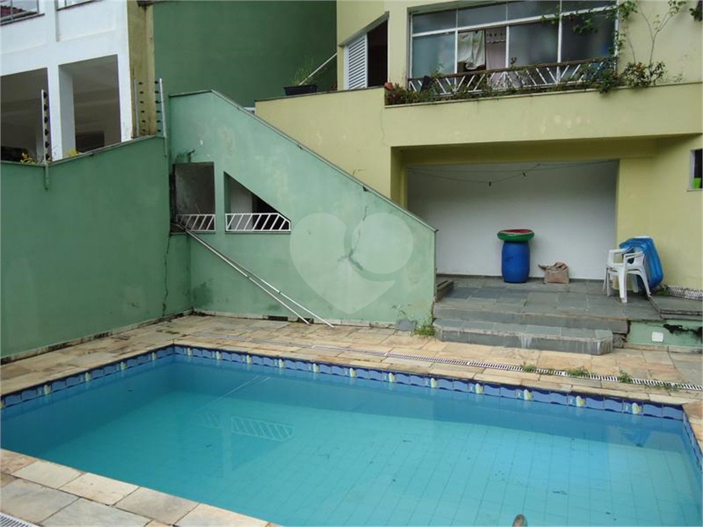 Sobrado à venda com 2 suítes em Tremembé, São Paulo, SP