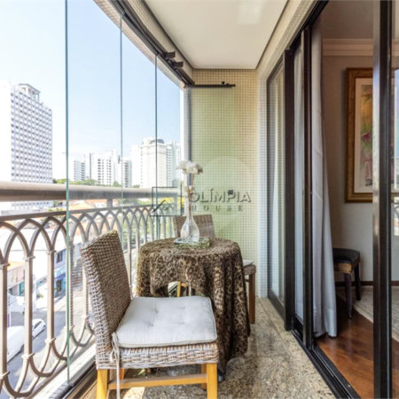 Apartamento à venda com 3 quartos, sendo 2 suítes, em Campo Belo, São Paulo, SP