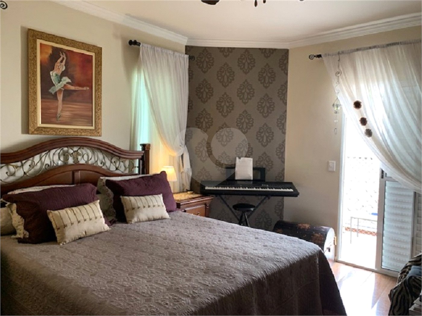 Sobrado à venda com 3 quartos, sendo 1 suíte, em Tremembé, São Paulo, SP