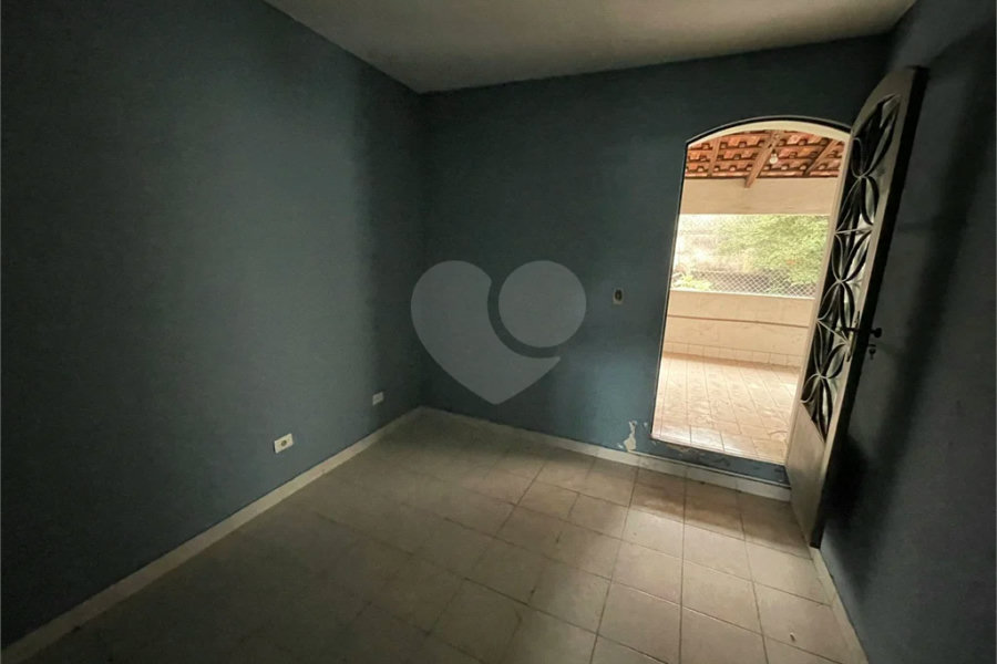 Casa à venda com 4 quartos, sendo 1 suíte, em Mandaqui, São Paulo, SP