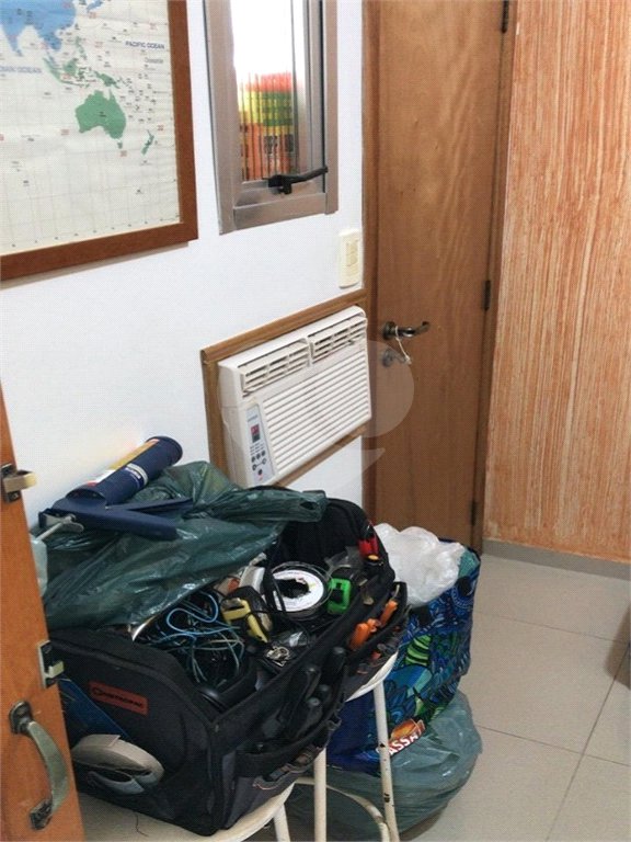 Apartamento à venda com 2 quartos, sendo 1 suíte,  em Itararé, São Vicente, SP
