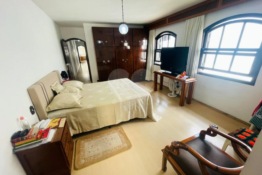 Casa à venda com 4 quartos, sendo 2 suítes, em Vila Maria, São Paulo, SP