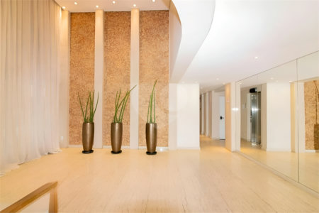 Apartamento à venda com 2 quartos, sendo 1 suíte,  em Vila Olímpia, São Paulo, SP