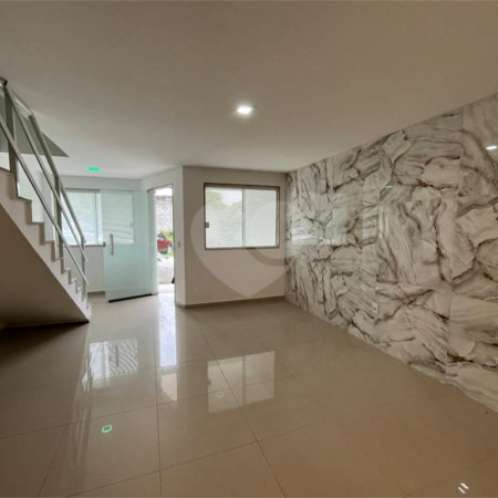 Casa à venda com 3 quartos, sendo 2 suítes, no condomínio Notting Hill - Campo Grande, Rio de Janeiro - RJ