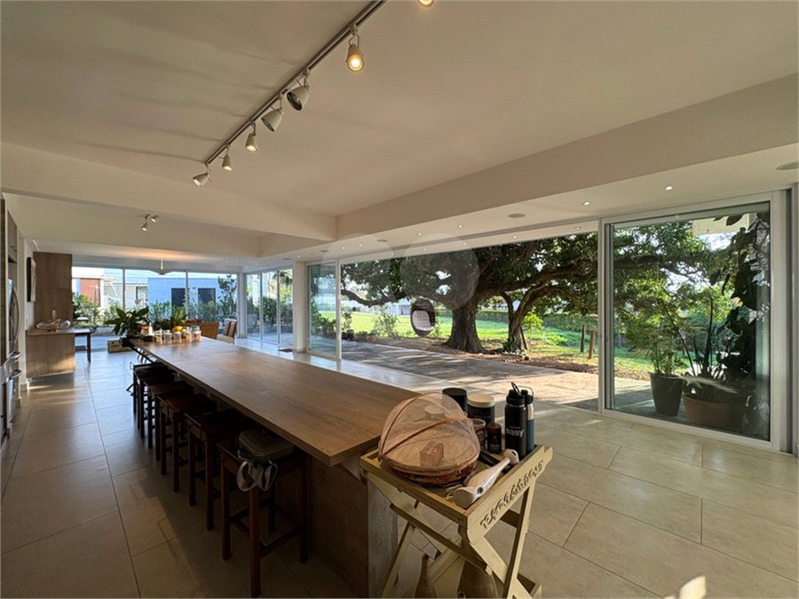 Casa à venda com 4 suítes no condomínio Residencial Dacha, Sorocaba - SP