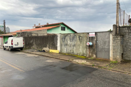 Casa à venda com 4 quartos, sendo 1 suíte, em Jardim Rincão, Arujá, SP