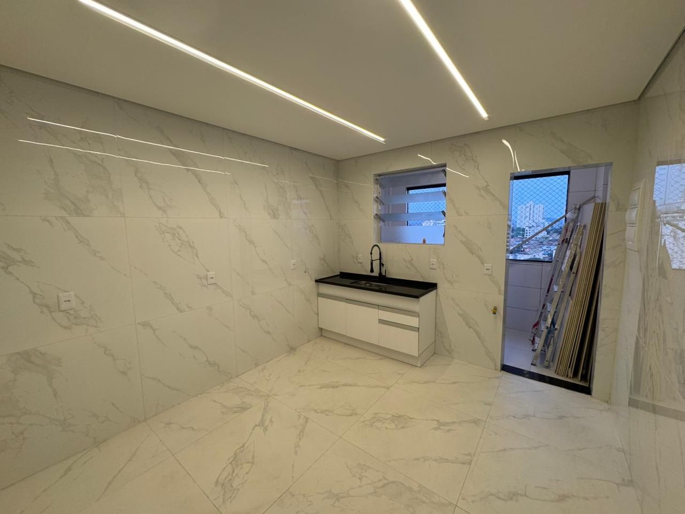 Apartamento com 2 dormitórios, 73 m² - venda por R$ 710.000,00 ou aluguel por R$ 4.200,00/mês - Aparecida - Santos/SP