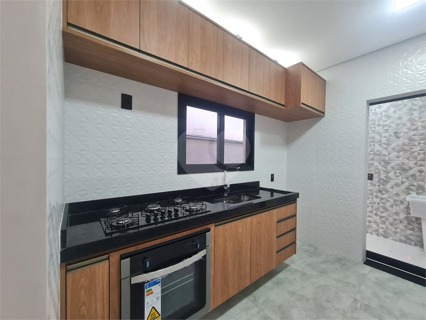 Casa à venda com 3 quartos, sendo 1 suíte,  no condomínio Reserva Ipanema I, Sorocaba - SP