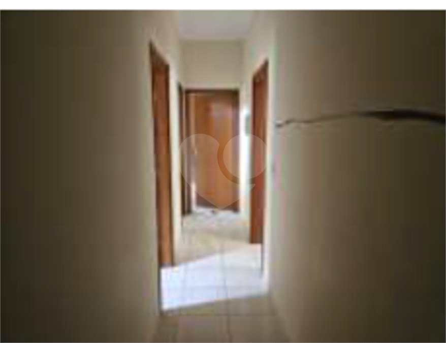Casa à venda com 3 quartos em Residencial Azulville II, Matão, SP