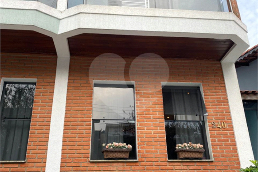 Sobrado à venda com 3 quartos, sendo 1 suíte, em Vila Nova Mazzei, São Paulo, SP