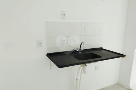 Apartamento à venda com 2 quartos em Parque Vitória, São Paulo, SP