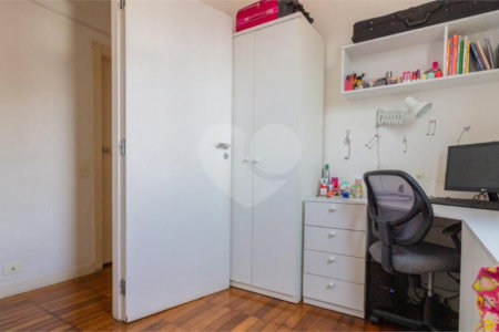 Apartamento à venda com 4 quartos, sendo 1 suíte,  em Cidade Monções, São Paulo, SP