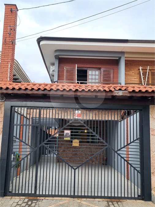 Sobrado à venda com 4 quartos, sendo 2 suítes, em Vila Barreto, São Paulo, SP