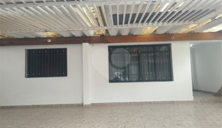Casa Térrea à venda com 2 quartos em Vila Romero, São Paulo, SP