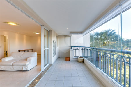 Apartamento à venda com 3 suítes em Alto da Boa Vista, São Paulo, SP