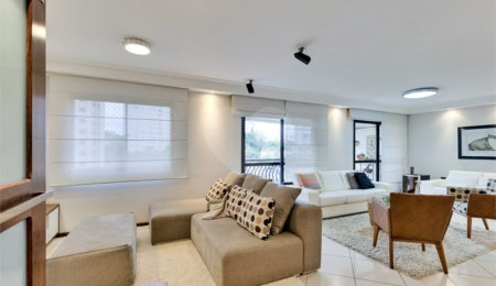 Apartamento à venda com 3 quartos, sendo 2 suítes,  em Alto da Boa Vista, São Paulo, SP