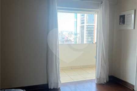 Cobertura à venda ou para alugar com 5 quartos, sendo 2 suítes, em Santa Cecília, São Paulo, SP
