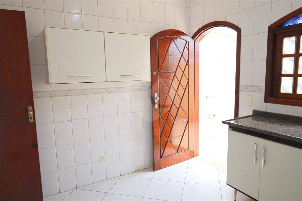 Sobrado à venda com 3 suítes em Vila Marari, São Paulo, SP
