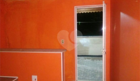 Apartamento à venda com 2 quartos em Jardim Itamarati, Poá, SP