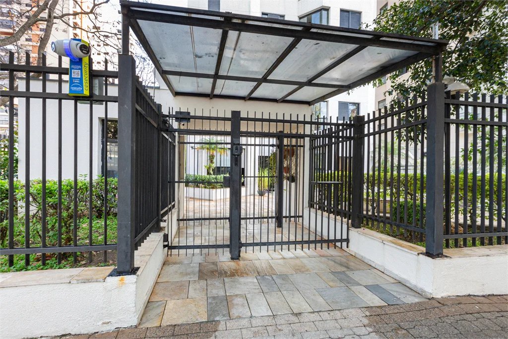 Apartamento à venda com 2 quartos, sendo 1 suíte,  em Vila Hamburguesa, São Paulo, SP