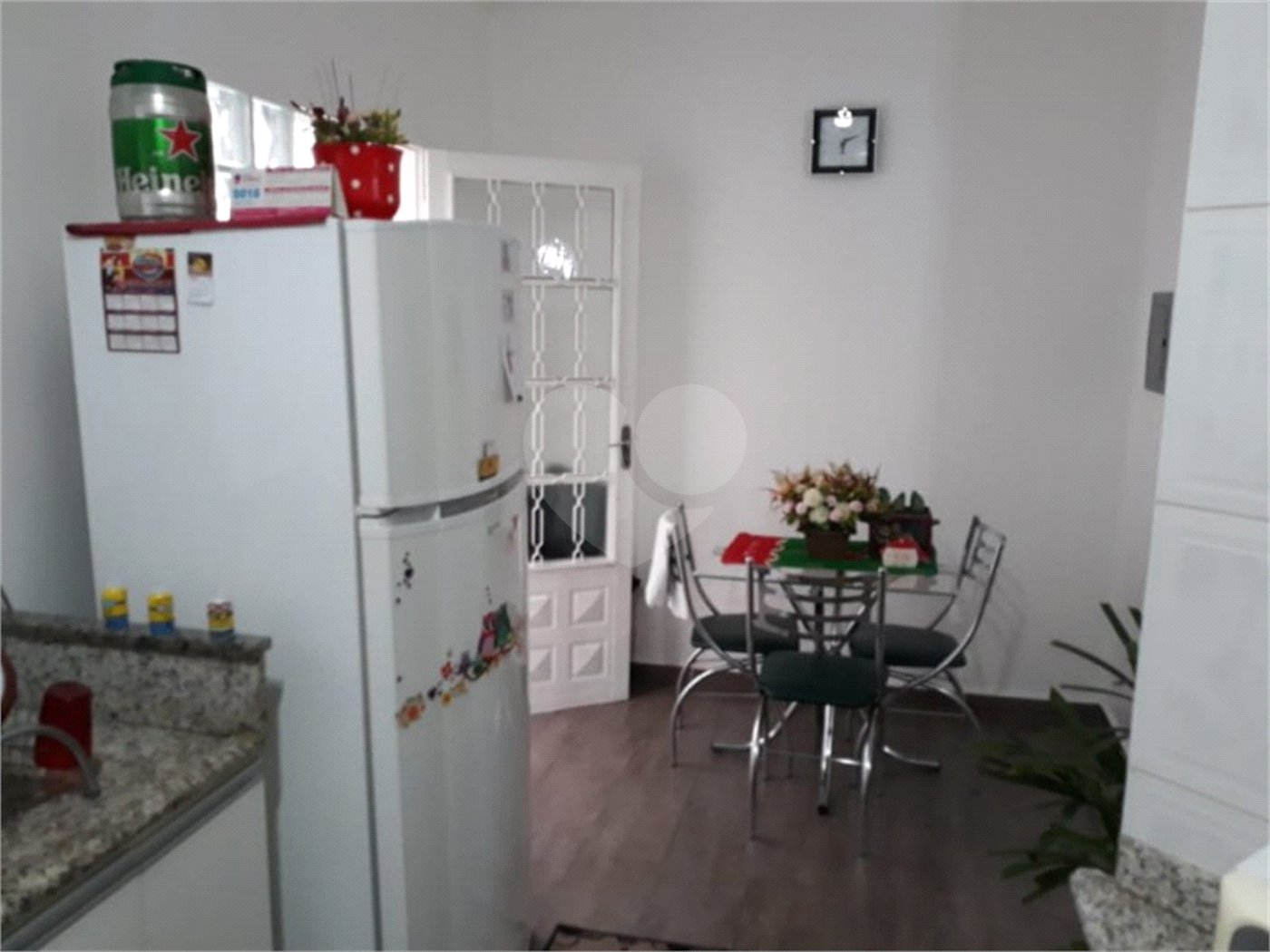 Casa à venda com 3 quartos, sendo 1 suíte, em Vila Suissa, Mogi das Cruzes, SP
