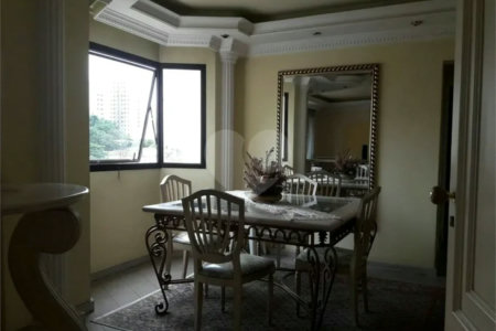 Apartamento à venda com 3 suítes em Santa Teresinha, São Paulo, SP