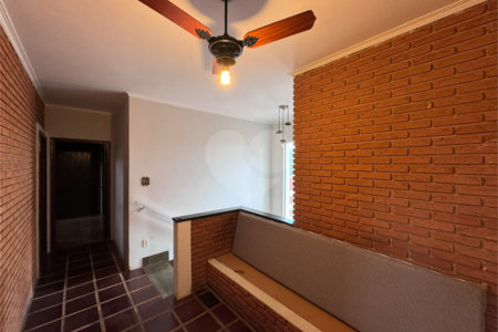 Sobrado à venda com 4 quartos, sendo 3 suítes, em Jardim América, Ribeirão Preto, SP