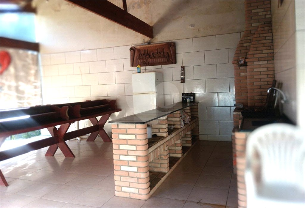Chácara à venda com 3 suítes em Chácaras do Guacuri, Itupeva, SP