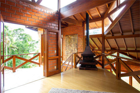 Chácara à venda com 4 quartos, sendo 2 suítes, em Jardim Oriental, Mairinque, SP