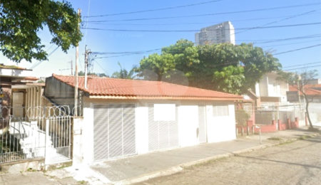 Casa Térrea à venda com 4 quartos, sendo 3 suítes,  em Vila Galvão, Guarulhos, SP