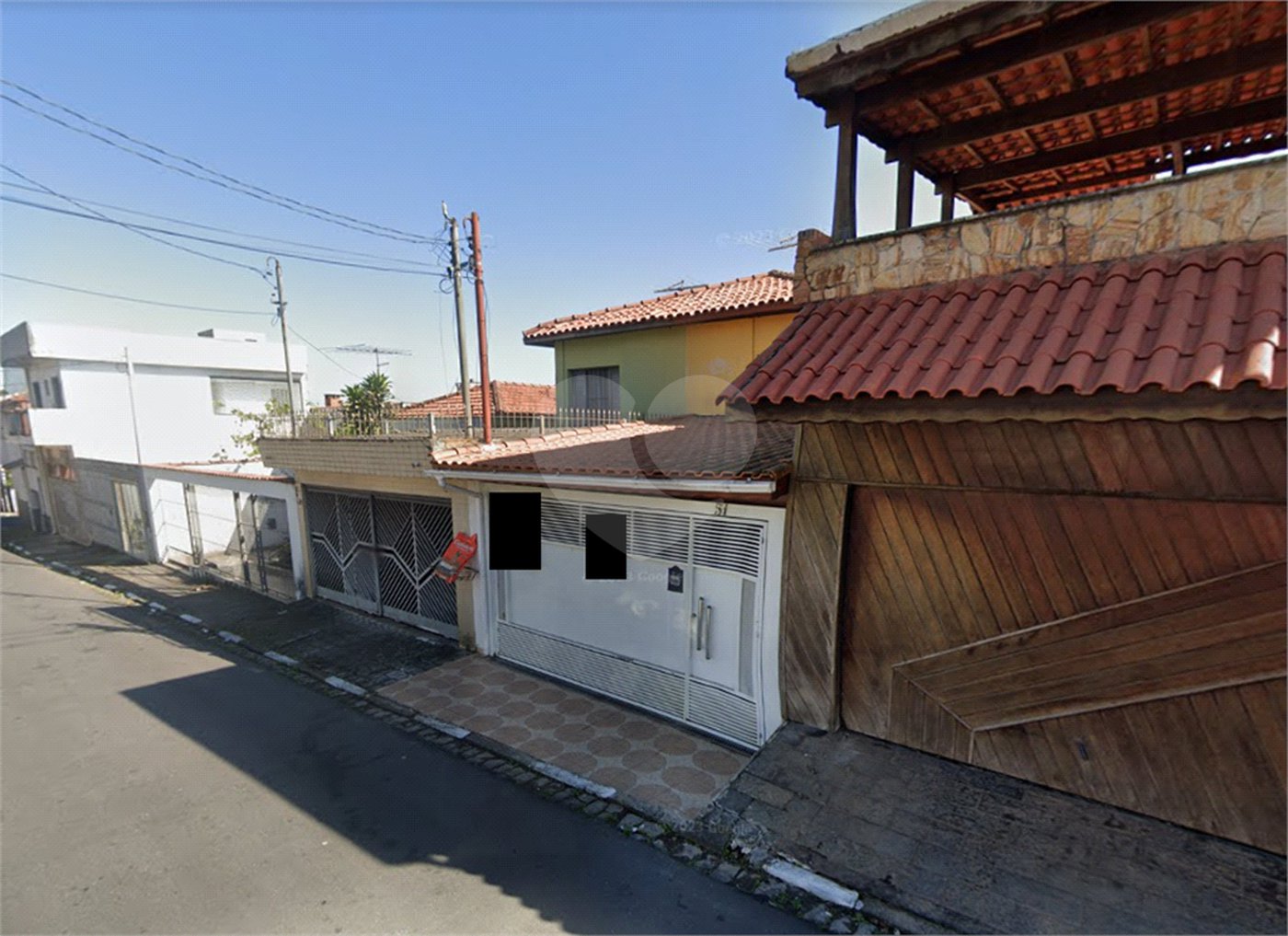 Sobrado à venda com 3 quartos no Centro, Poá, SP