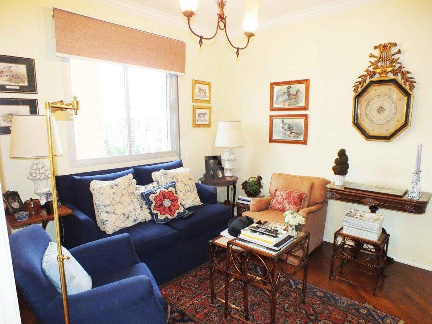 Apartamento à venda com 3 suítes em Real Parque, São Paulo, SP