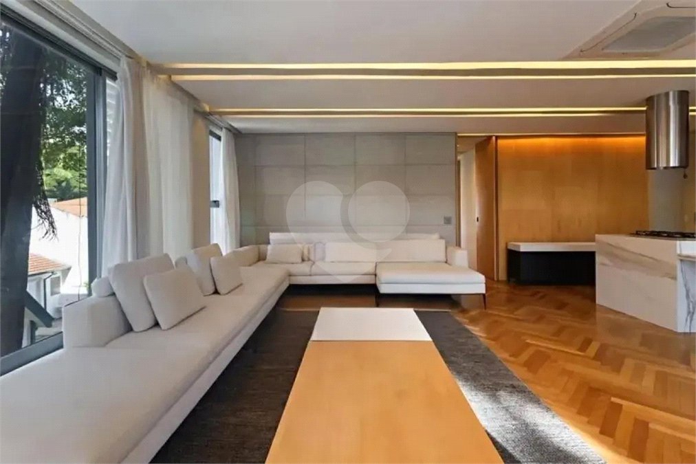 Casa à venda ou para alugar com 2 suítes no condomínio Praça Gabriel, São Paulo - SP