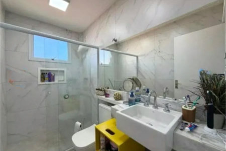 Sobrado à venda com 3 quartos, sendo 1 suíte, em Brooklin Paulista, São Paulo, SP