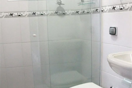 Sobrado à venda com 5 quartos, sendo 1 suíte,  em Jaguaré, São Paulo, SP