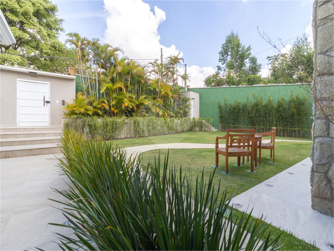 Casa à venda com 3 suítes no condomínio Parque Imperial da Cantareira, Mairiporã - SP