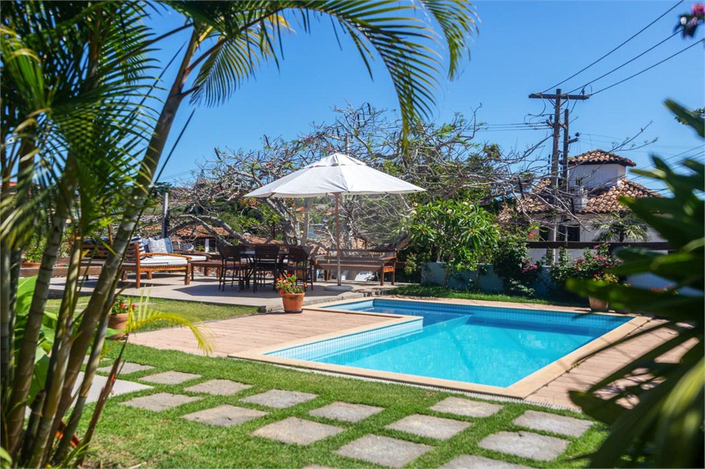 Casa à venda com 5 quartos, sendo 3 suítes, em Geribá, Armação dos Búzios, RJ